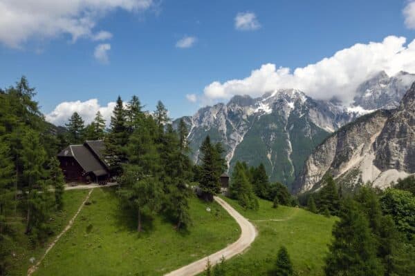 Vršič - Kranjska Gora - Soča Slowenien Sommerurlaub: Die ultimative Alpenflucht für alle Reisenden